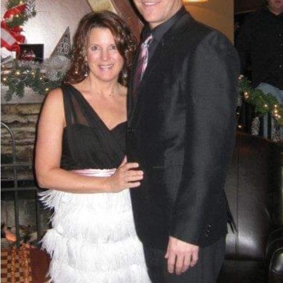 Retro-looking Cocktail Eclectic Prom Christmas or New Year's Eve Dress - Picture 3 of 9